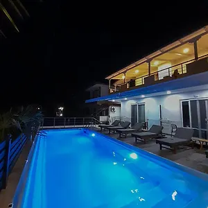 https://apartment-besniku-ksamil.albaniahotels.org